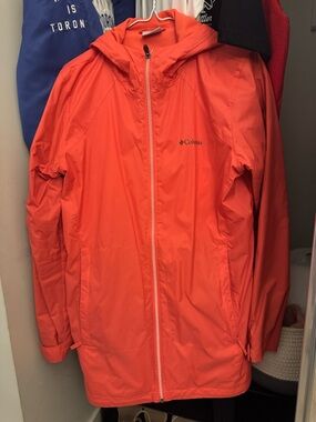 Columbia women’s' Lightweight Hooded Rain Jacket - Bright Coral
